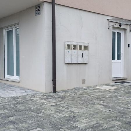 Studio Apartman Kastav Hill Экстерьер фото